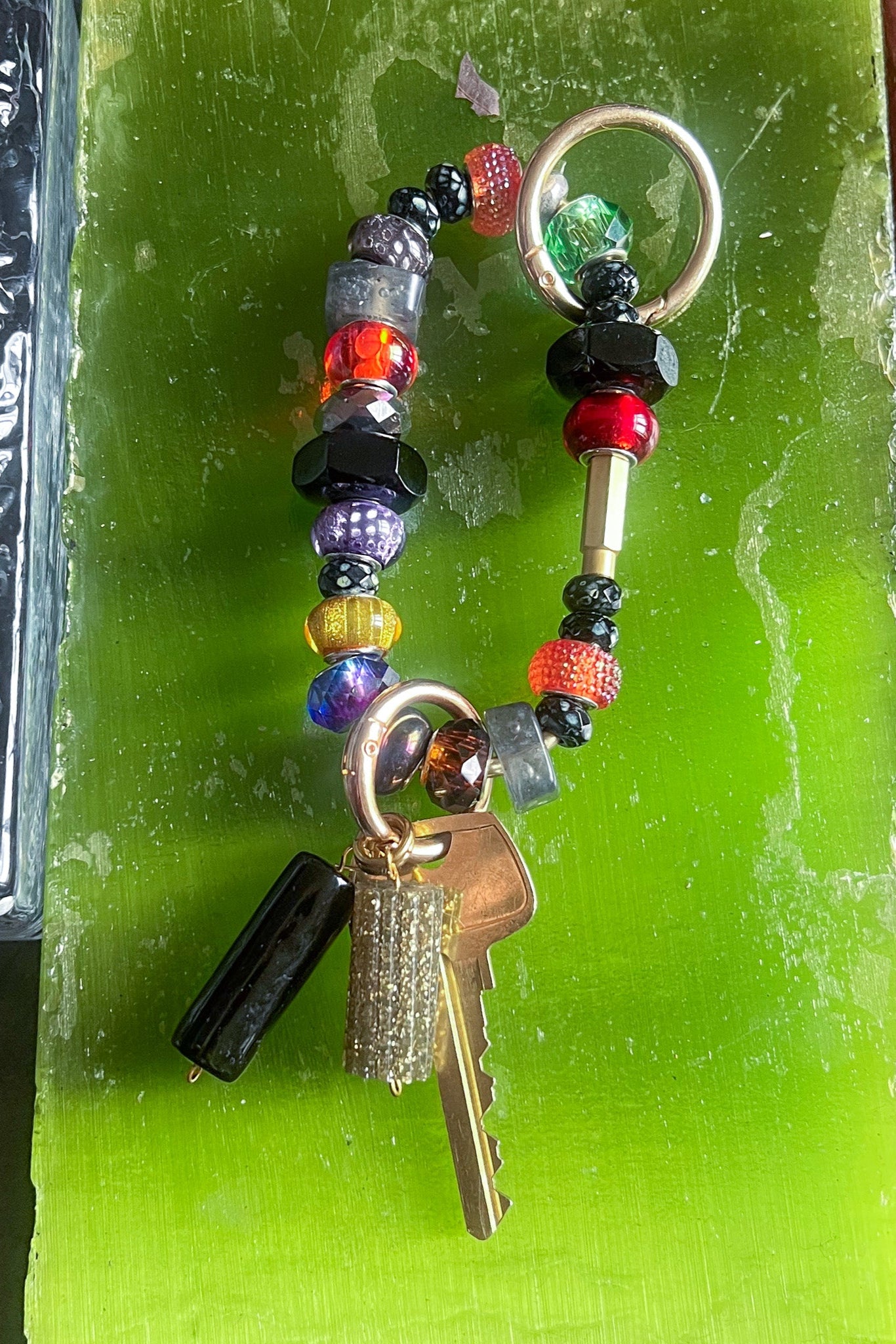 Vintage Rondelle Key Ring in oil slick mia vesper